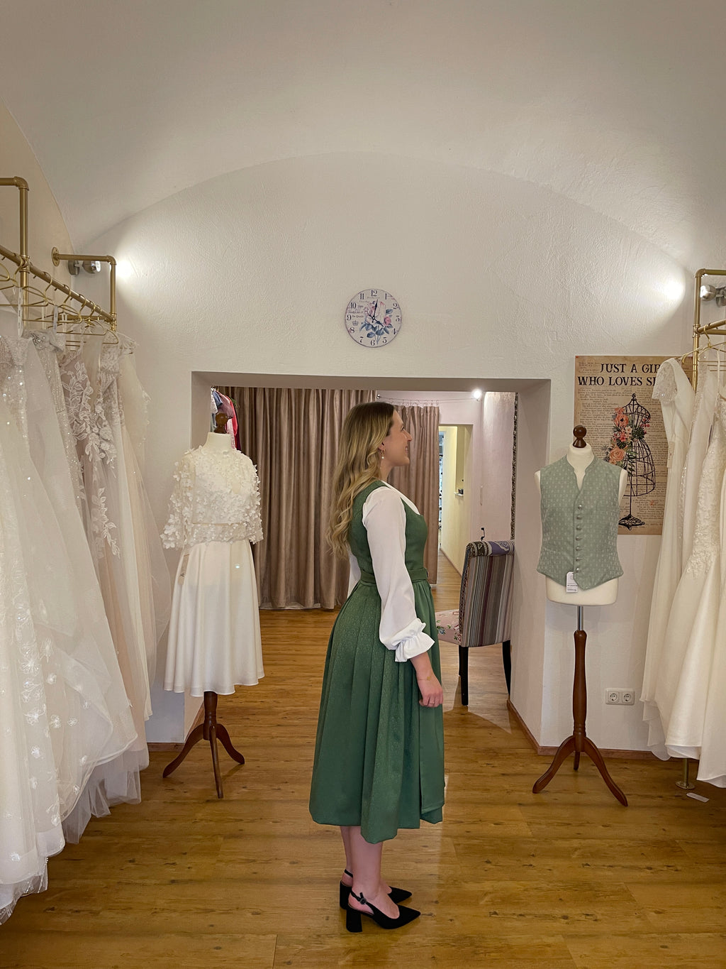 Dirndl "traditionell" grün Gr. 38