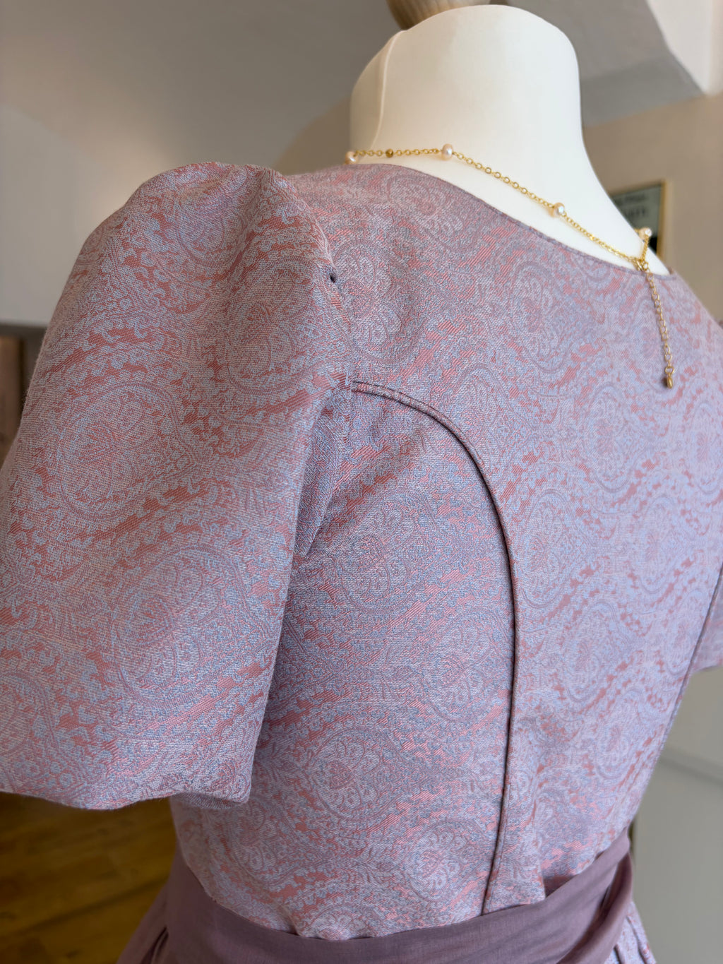 Dirndl mit Puffärmel Gr. 40
