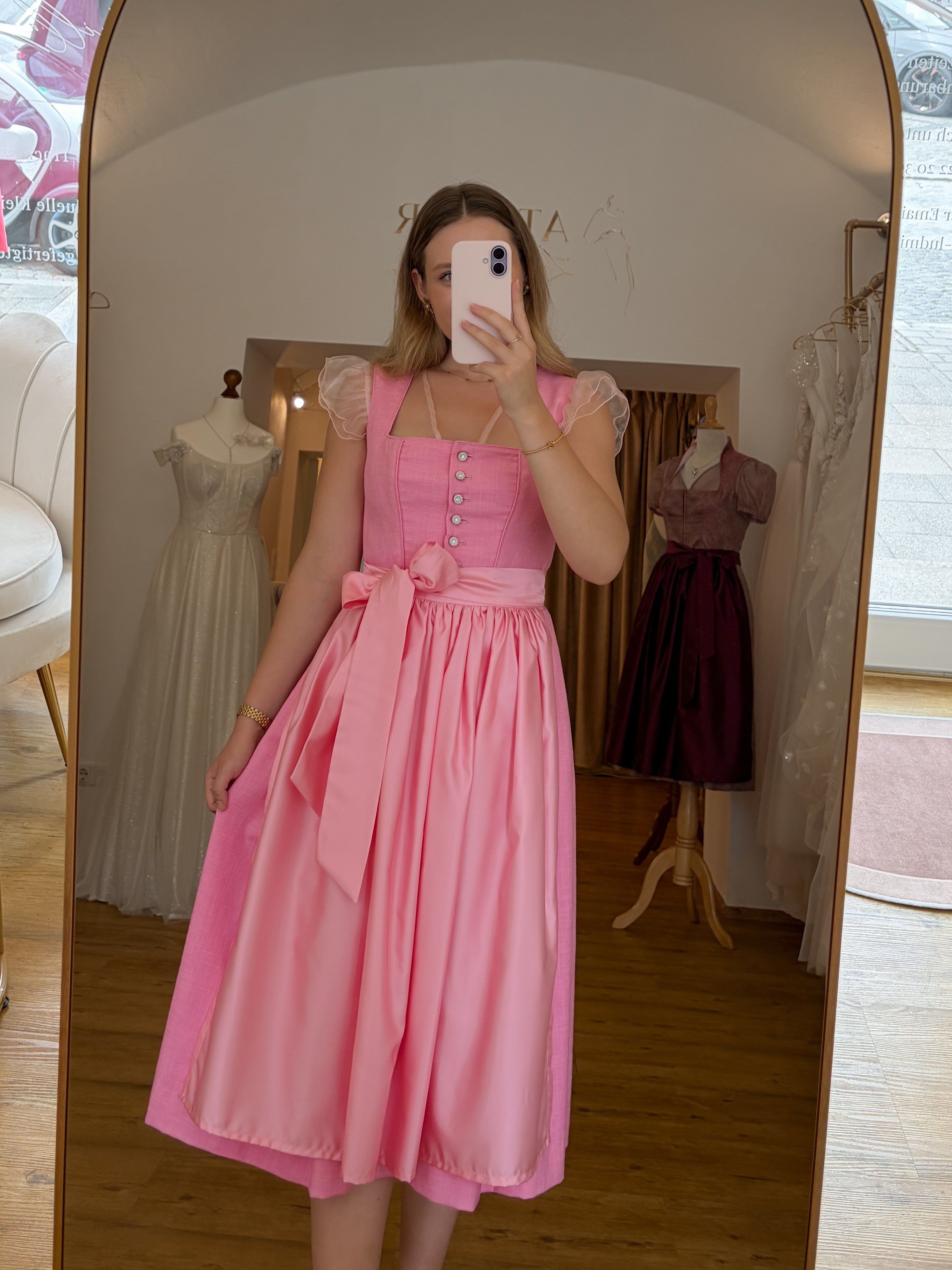 Leinendirndl "Barbie" mit Flügelärmelbluse Gr. 38