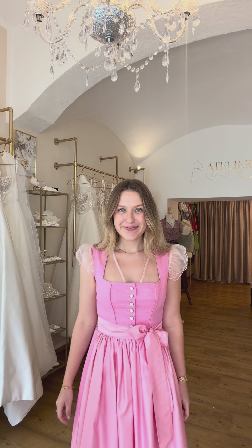 Leinendirndl "Barbie" mit Flügelärmelbluse Gr. 38